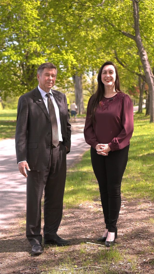 It’s June, and that means it’s Recreation and Parks Month!

A big thank you to Minister Isabelle Thériault (Tourism, Heritage and Culture) and Minister Dr. John Dornan (Health) for sharing their messages highlighting the incredible green spaces we’re lucky to have across New Brunswick and the real health benefits that come with spending time in nature.

Whether it’s a quiet trail, a lively park, or a walk along the water, there’s no better time to get outside and enjoy all that New Brunswick has to offer! #JRPM #GetOutsideNB

---

Juin est le Mois des loisirs et des parcs

Un grand merci à la ministre Isabelle Thériault (Tourisme, Patrimoine et Culture) et au ministre Dr John Dornan (Santé) d'avoir partagé leurs messages soulignant les incroyables espaces verts que nous avons la chance d'avoir au Nouveau-Brunswick et les avantages réels pour la santé de passer du temps dans la nature.

Qu'il s'agisse d'un sentier tranquille, d'un parc animé ou d'une promenade le long de l'eau, il n'y a pas de meilleur moment pour sortir et profiter de tout ce que le Nouveau-Brunswick a à offrir ! #JRPM #SortezdehorsNB